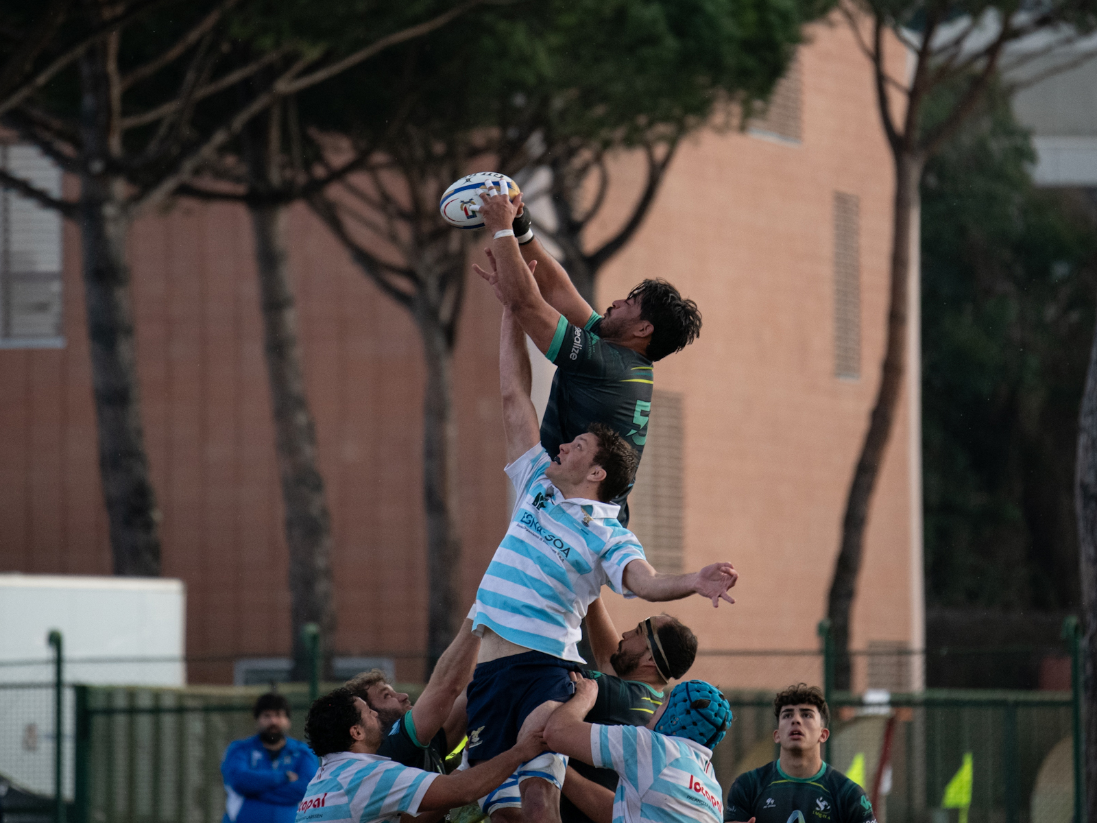 Torna la Serie A al Fattori, neroverdi impegnati contro l’Unione Rugby Firenze; trasferta in casa del Ciampino per la Cadetta in serie C.